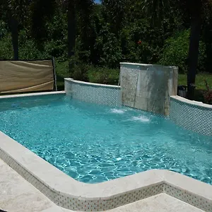 https://ozean-apt.comcaribbean.com