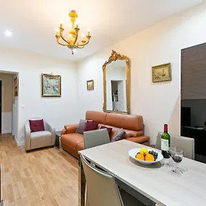 https://wonderful-flat-near-eiffel-tower-by-guestready-apartment.fr-paris.fr